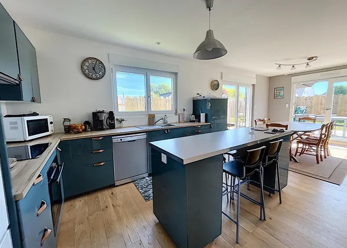 Moderne Au Calme, Terrasse, Jardin Clos, A 500m De La De Kairon, Proche Commerces Et Loisirs - Fr-1-361-372 * Saint-Pair-sur-Mer