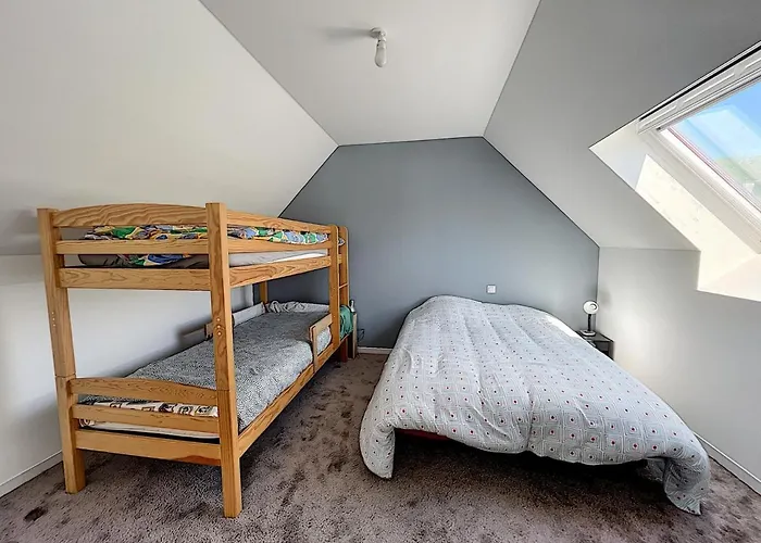 Moderne Au Calme, Terrasse, Jardin Clos, A 500m De La De Kairon, Proche Commerces Et Loisirs - Fr-1-361-372